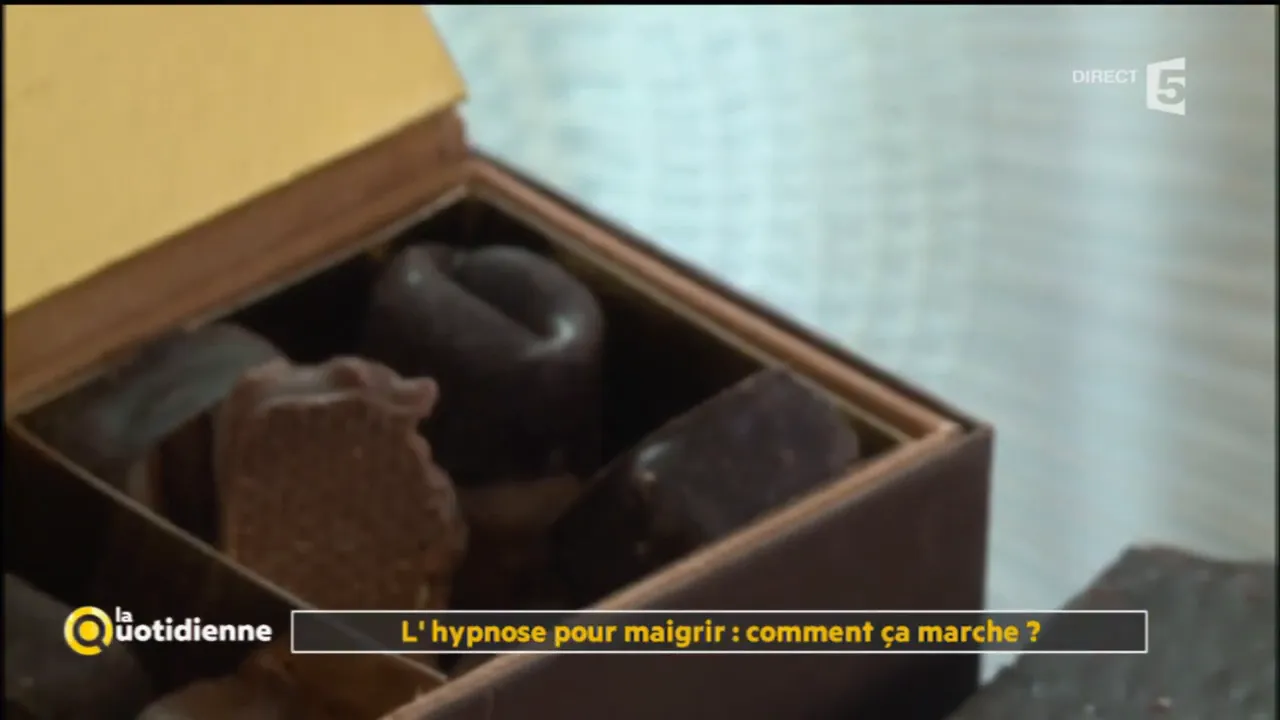 Un chocolat appétissant sur une table. hypnose pour maigrir