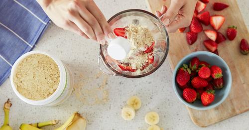 découvrez comment les protéines peuvent vous aider à perdre du poids efficacement. apprenez les meilleures sources de protéines, leurs bienfaits pour le métabolisme et comment les intégrer dans votre régime alimentaire pour atteindre vos objectifs de perte de poids tout en préservant votre masse musculaire.