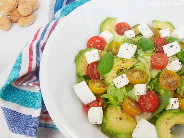 découvrez notre recette de salade miracle pour un ventre plat ! faits d'ingrédients légers et riches en nutriments, cette salade délicieuse et saine vous aidera à affiner votre silhouette tout en vous apportant vitalité et bien-être.