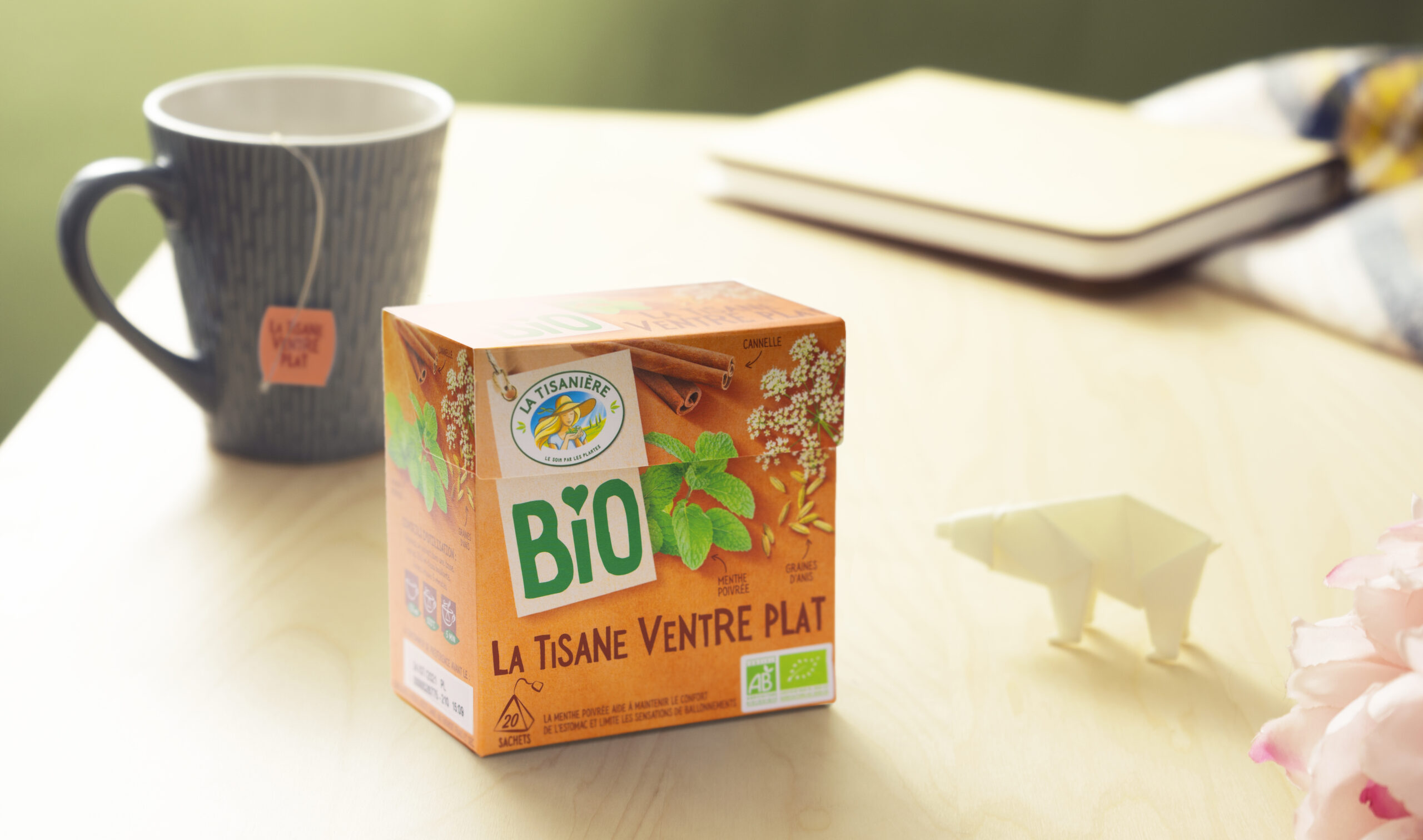 découvrez notre tisane miracle ventre, une infusion délicieuse et naturelle qui favorise la digestion, réduit les ballonnements et procure un bien-être abdominal. idéale pour ceux qui cherchent à apaiser leur ventre tout en savourant une boisson réconfortante.