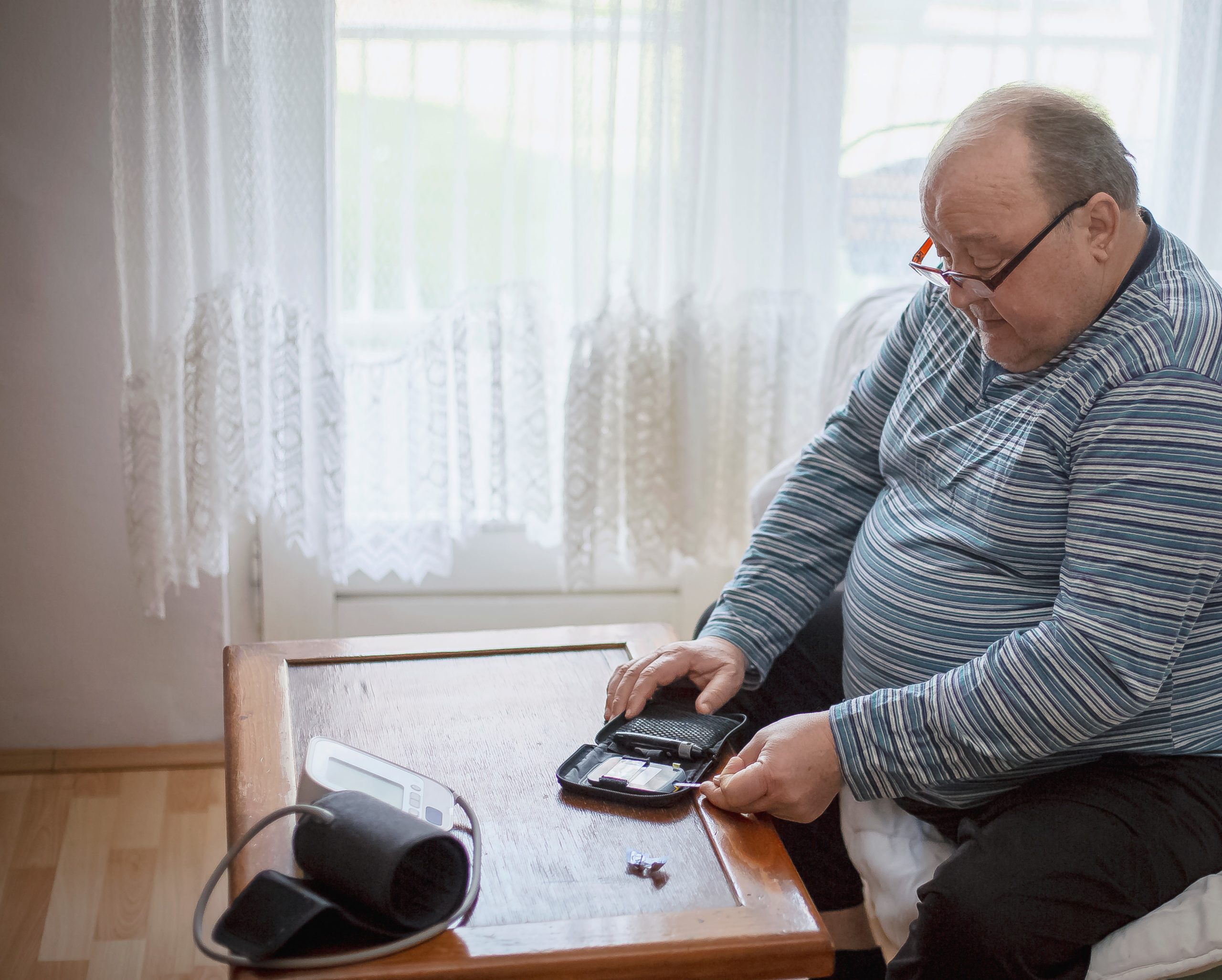 découvrez les enjeux de la sécurité des traitements glp-1 pour la gestion de l'obésité en france. informez-vous sur les bénéfices, les risques et les recommandations pour une utilisation optimale de ces médicaments innovants.