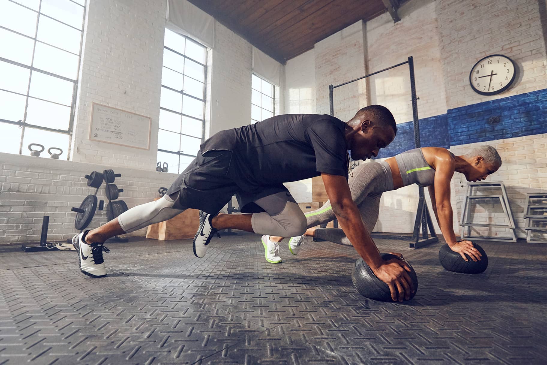 découvrez des activités cardio efficaces pour améliorer votre endurance et brûler des calories rapidement. que ce soit la course, le cyclisme ou des séances de hiit, trouvez l'entraînement qui vous convient le mieux et boostez votre forme physique!