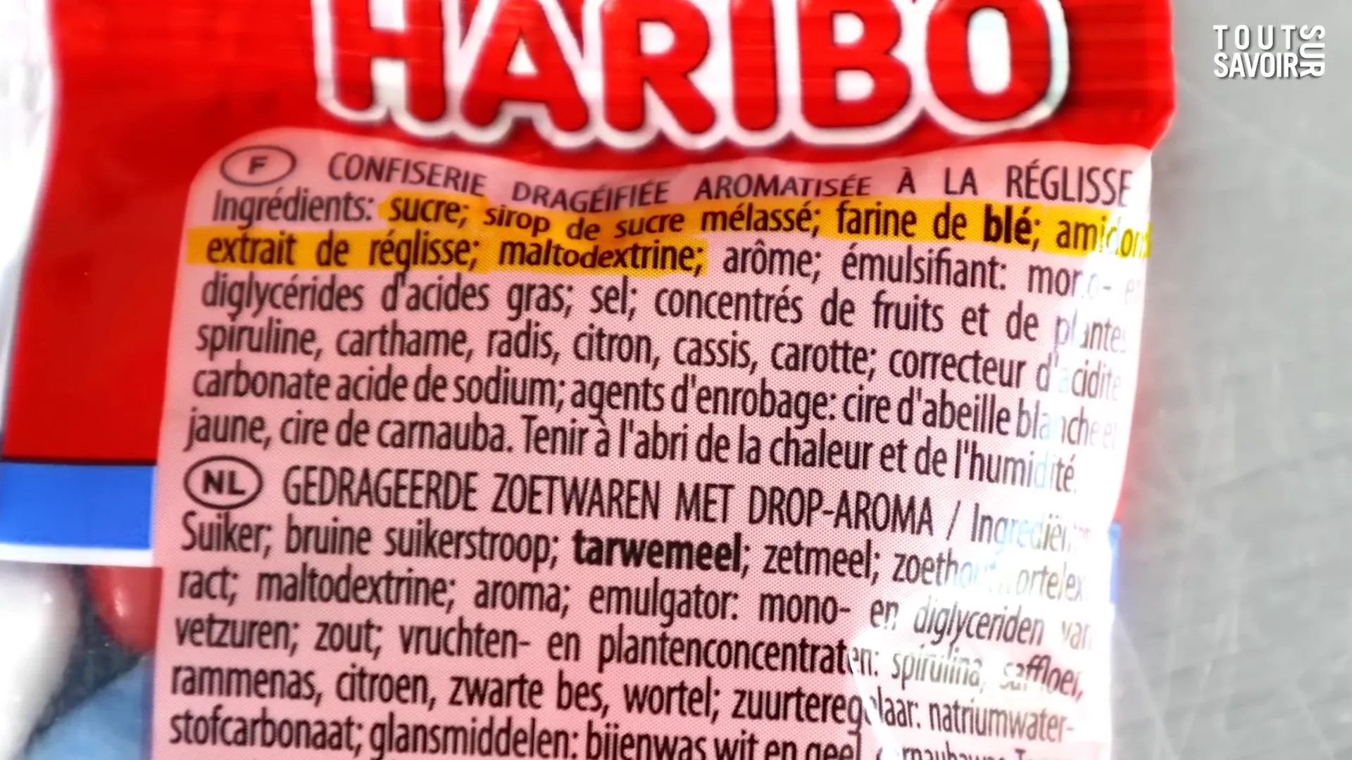 Un paquet de Car en Sac ouvert avec des bonbons colorés Maigrir en mangeant des bonbons