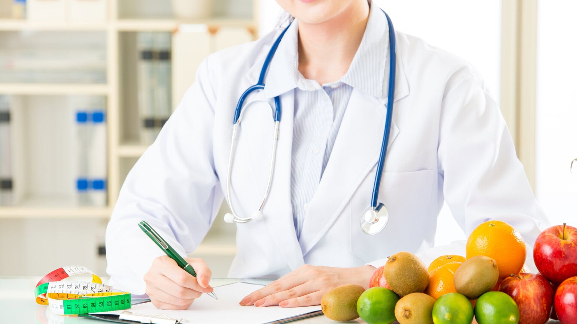 découvrez nos conseils et astuces en nutrition pour une minceur durable. apprenez à manger équilibré tout en perdant du poids de manière saine et efficace.